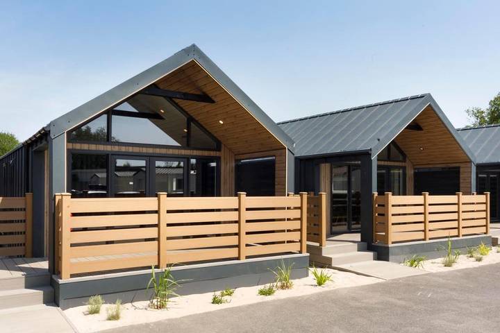 Ferienhaus für 4 Personen, mit Whirlpool und Terrasse sowie Garten und Pool in Granica Łazy