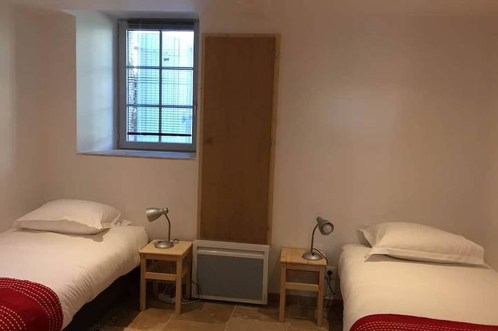 Location de vacances pour 10 personnes, avec jardin à Prissac - 4