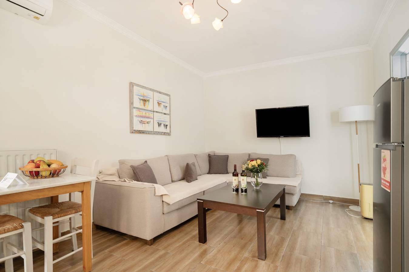 Entire studio, Studio 'Assos' with Wi-Fi and Air Conditioning in Argostoli, Kefalonia