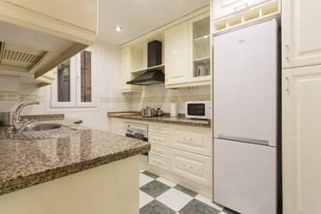 Apartment for 6 People in Granada, Granada Province, Photo 3