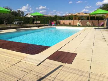 Gîte pour 6 personnes, avec jardin et piscine à Laurac-en-Vivarais