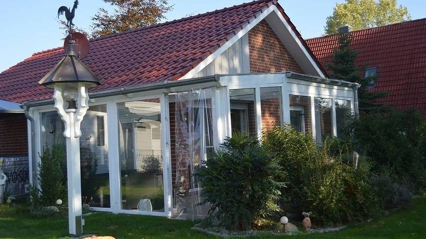 Ferienhaus für 5 Personen, mit Whirlpool und Terrasse sowie Sauna in Wiefelstede