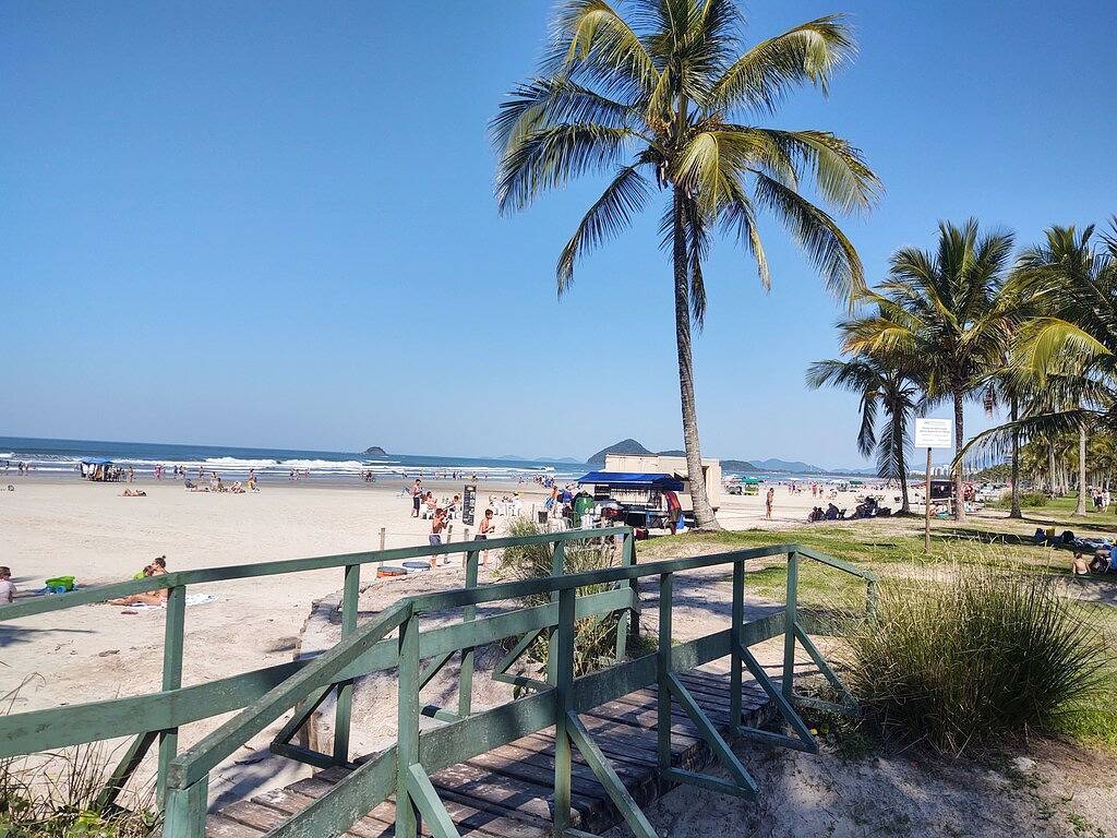 Casa Nova Bertioga/ Vista Linda/ Riviera/ Indaiá/ Sesc in Praia Indaiá, Bertioga