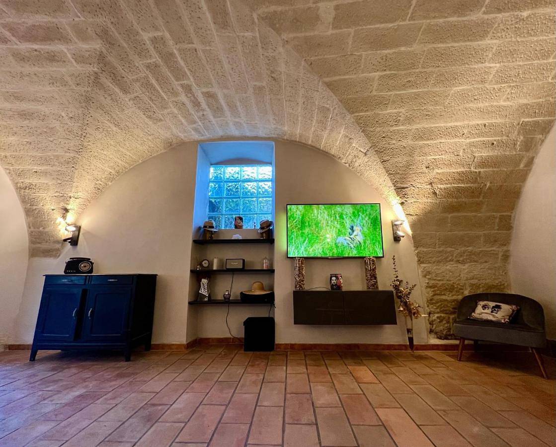 Five-Bedroom House in Aimargues, Côte méditerranéenne (France)