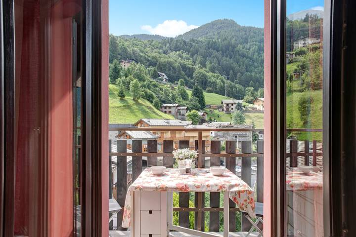 Appartamento per 6 persone, con Balcone e Giardino a Caspoggio