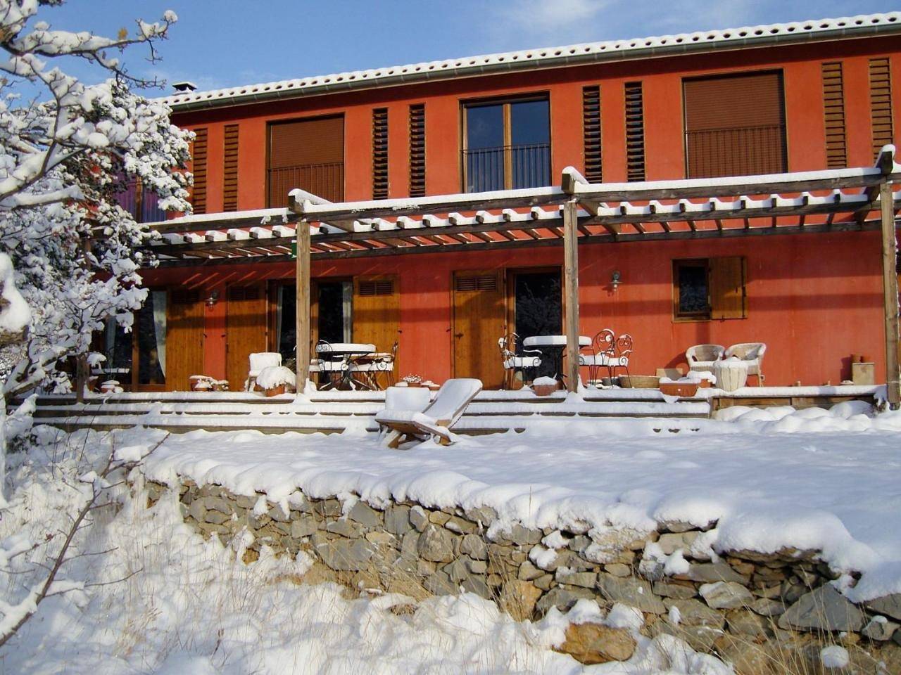 Maison Rouge in Plan-d'Aups-Sainte-Baume, Côte méditerranéenne (France)