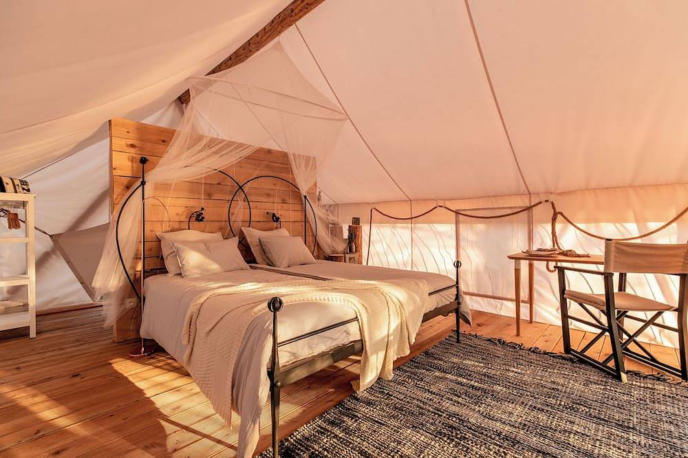 Cozy  glamping tent  in Hvar island with sea view in Vrboska, Hvar