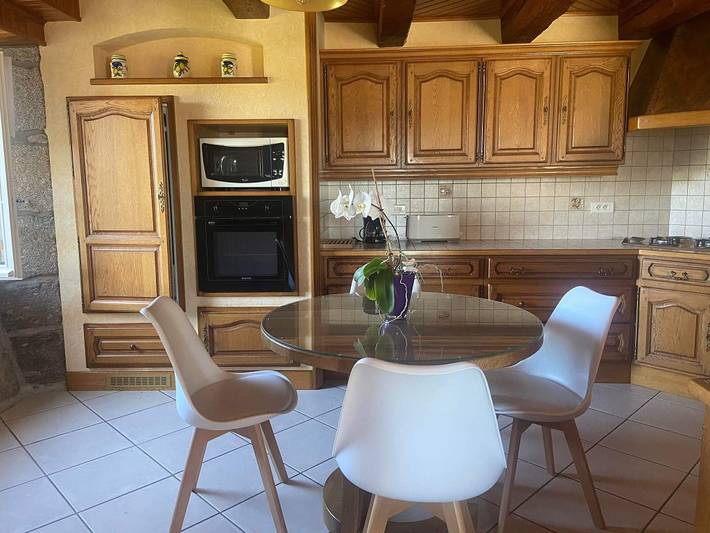 Gîte pour 8 personnes, avec terrasse en Haute-Loire - 4