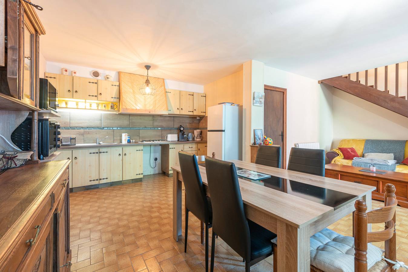 Gîte in Foraine Barn – Stream with Mountain View, Private Terrace and Wi-Fi in Artalens-Souin, Pyrenéernas nationalpark