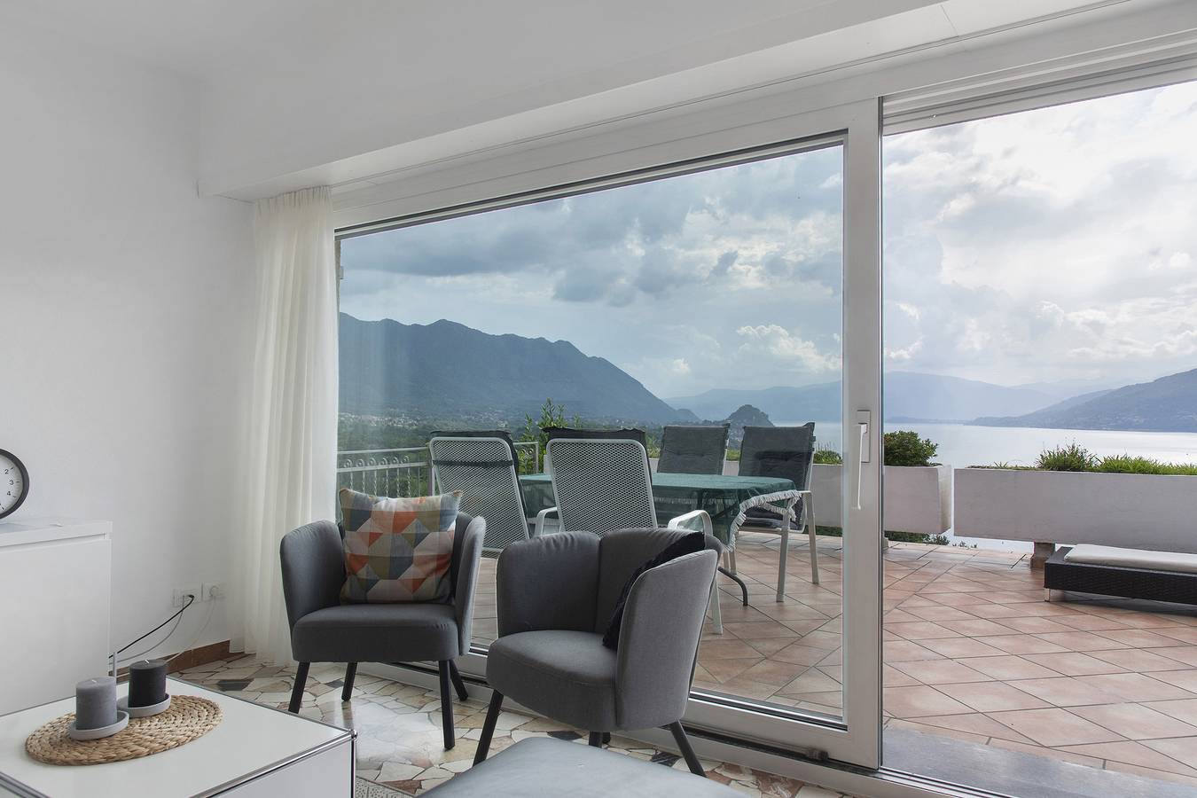 Casa vacanze 'Belvedere36' con vista lago, garage e aria condizionata in Bedero, Brezzo di Bedero