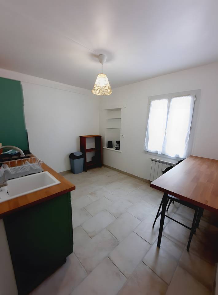 Location de vacances pour 2 personnes, avec jardin à Dauphin (homonymie) - 3