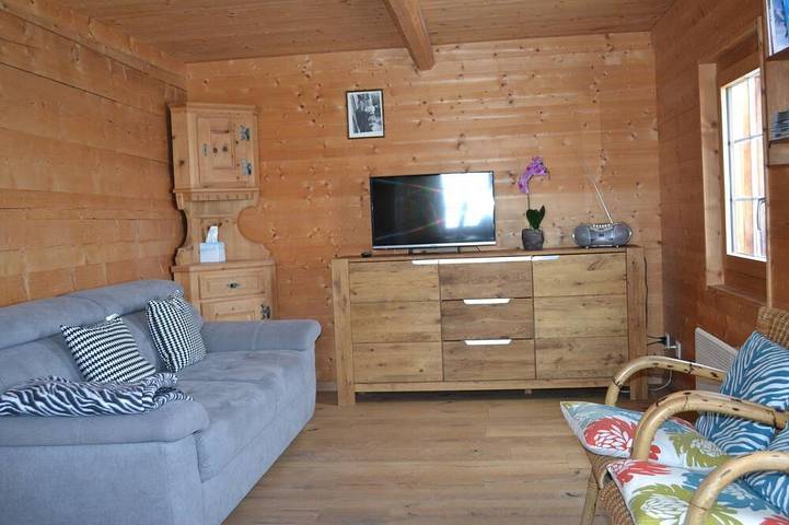 Ganze Wohnung, Berghütte Chalet Canischauna, Waltensburg, (Waltensburg/Vuorz), 58007B in Waltensburg/Vuorz Staziun, Waltensburg