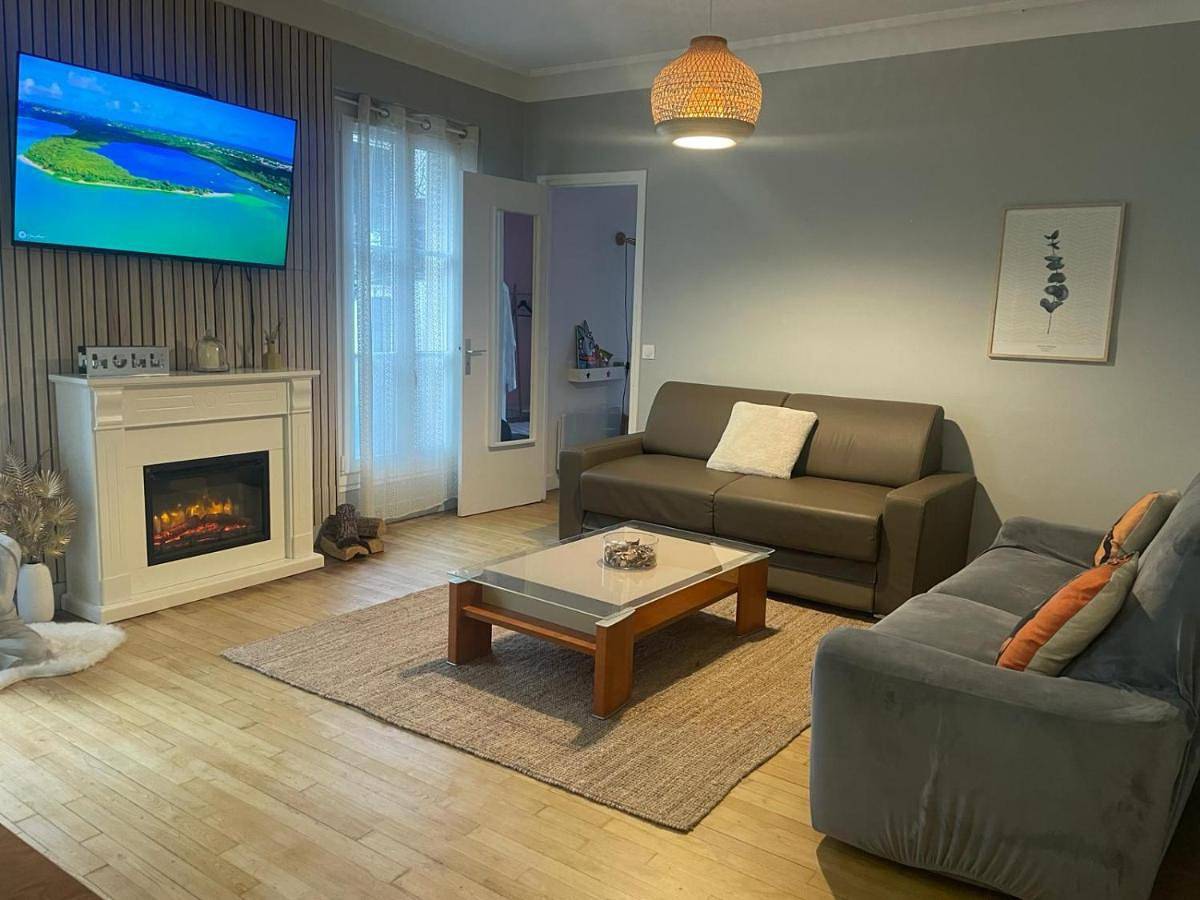 Appartement entier, Two-Bedroom Apartment in Colombes, Hauts-de-Seine