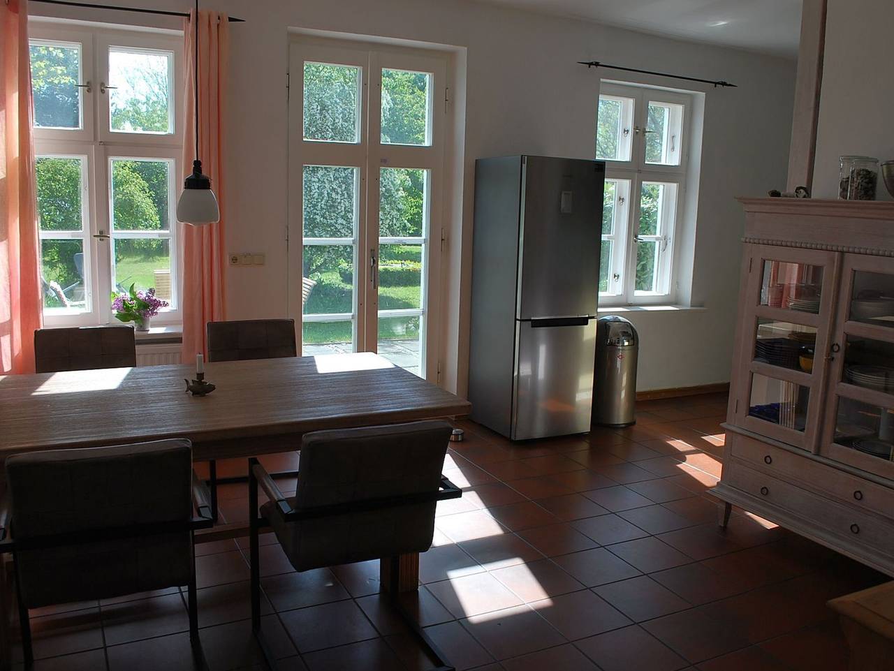 Ganze Ferienwohnung, Jasmundhus auf Rügen - Fw Backbord in Neddesitz, Sagard