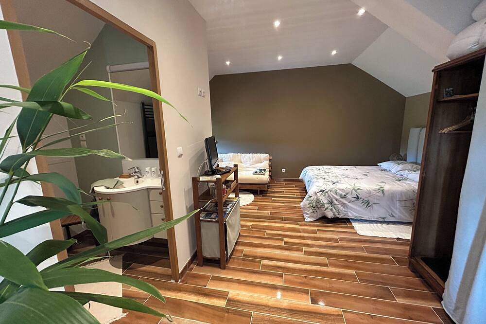 Chambre au moulin de Tilly,dans le bocage bourbonnais,idéal pour se ressourcer ! in Saint-Plaisir, Allier