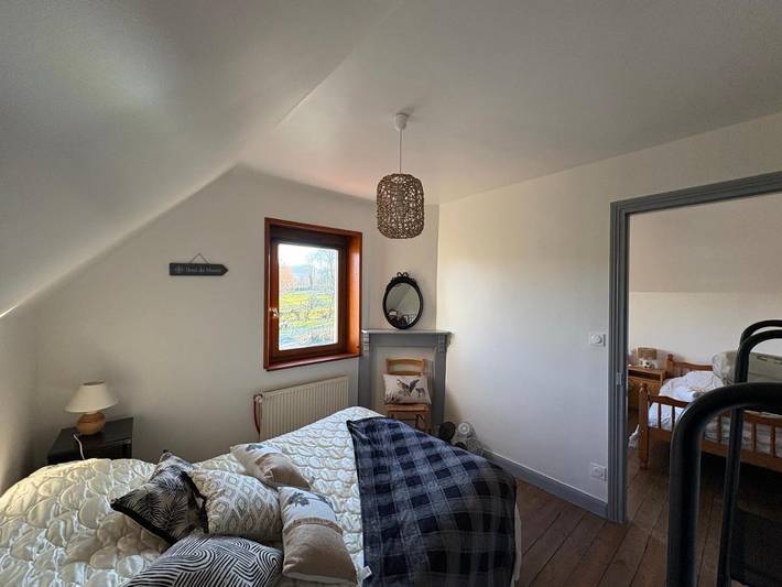 Location de vacances pour 7 personnes, avec jardin et piscine à Lottinghen