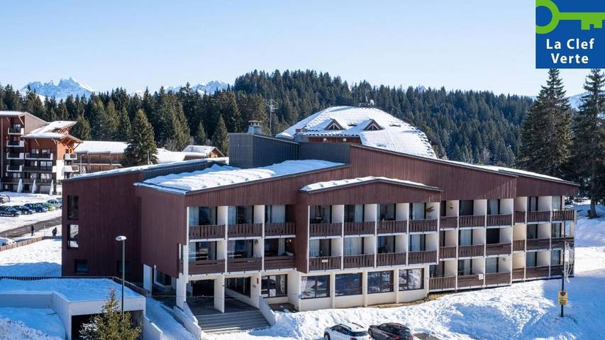 Appart’hôtel pour 4 personnes, avec balcon et jardin