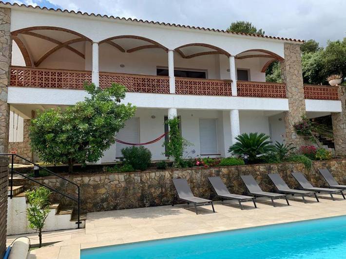 Casa rural para 10 personas, con vistas además de jardín y piscina en els Masos de Pals - 2