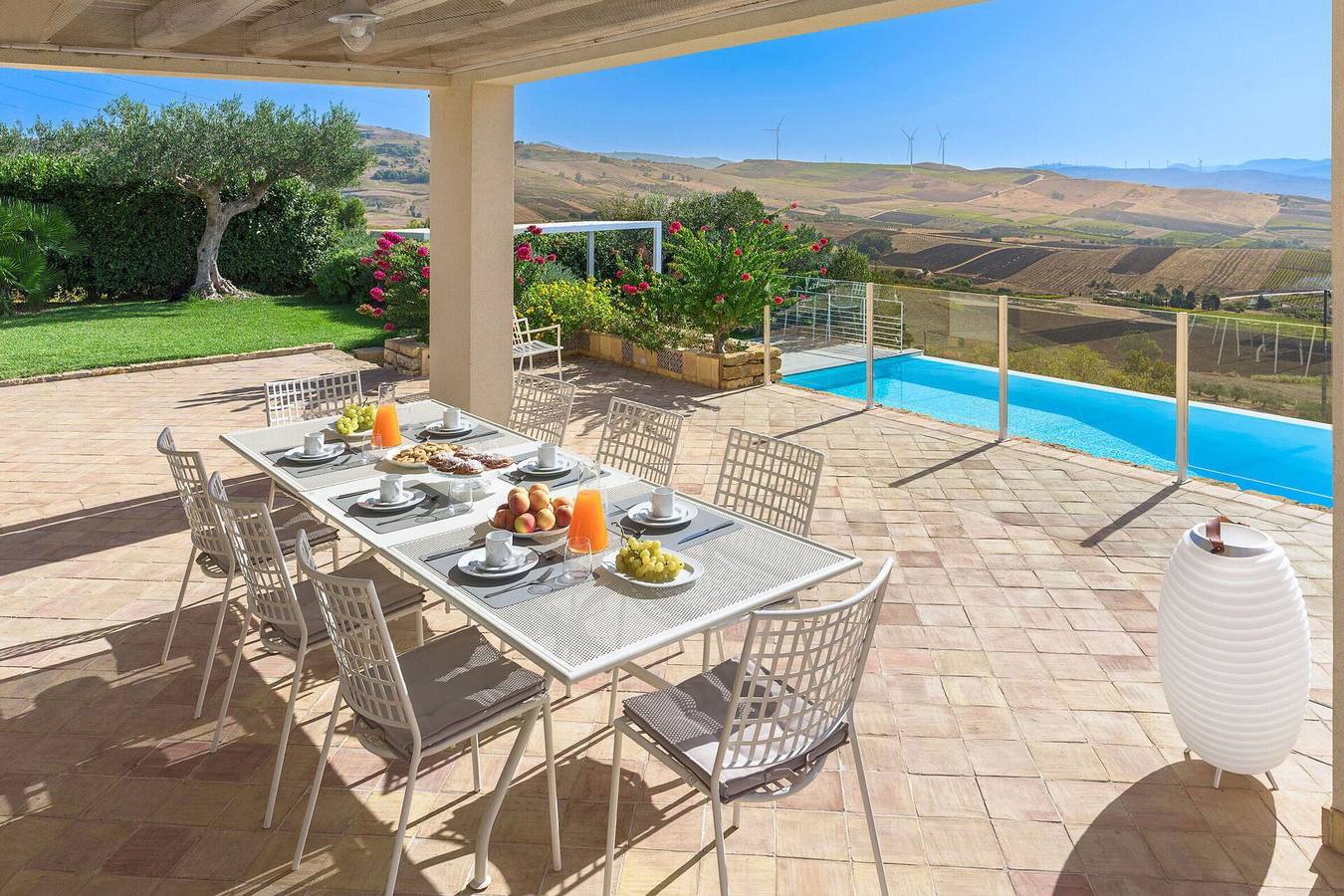 Villa für 8 Personen mit Pool in Buseto Palizzolo, Trapani Provinz
