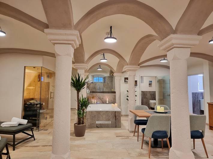 Ferienwohnung für 4 Personen, mit Pool und Sauna sowie Whirlpool, mit Haustier in Muhr am See