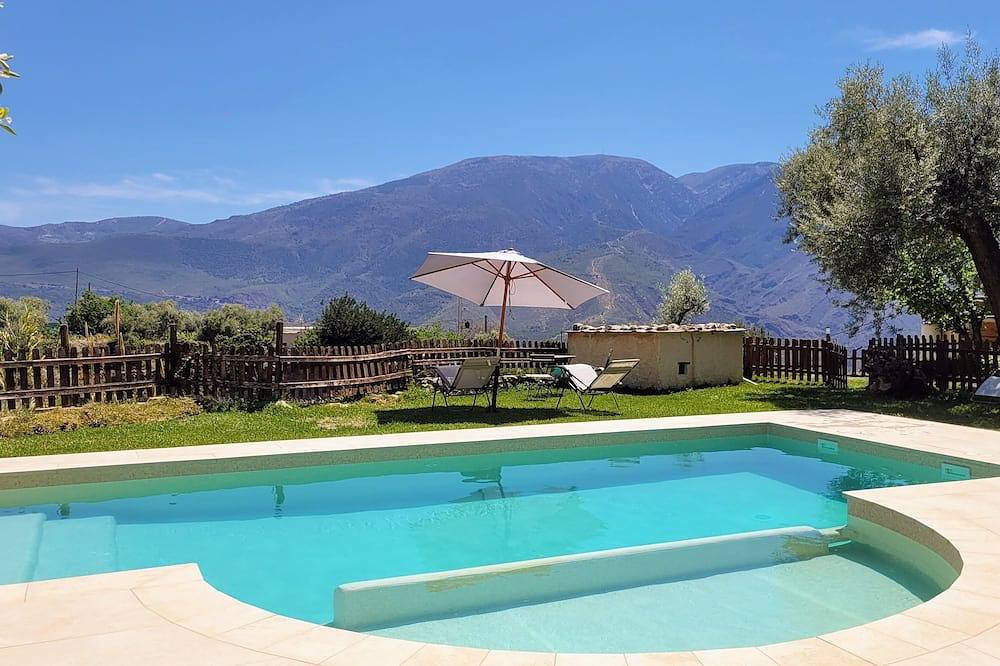 Holiday Rental for 5 People in Órgiva, Granada Province