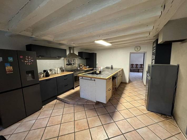 Location de vacances pour 10 personnes, avec jardin et terrasse, animaux acceptés dans Bazouges Cré sur Loir - 2