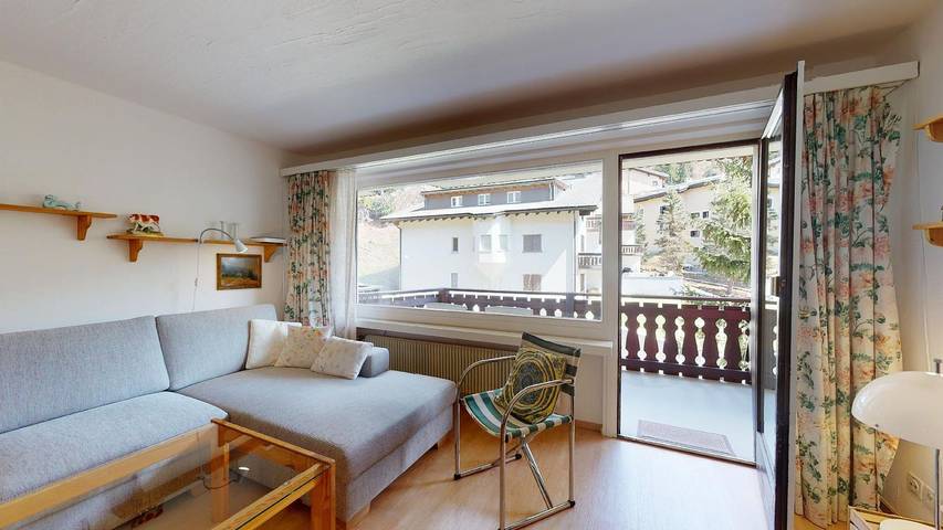 Ferienwohnung für 2 Personen, mit Terrasse und Sauna sowie Ausblick in Silvaplana - 3