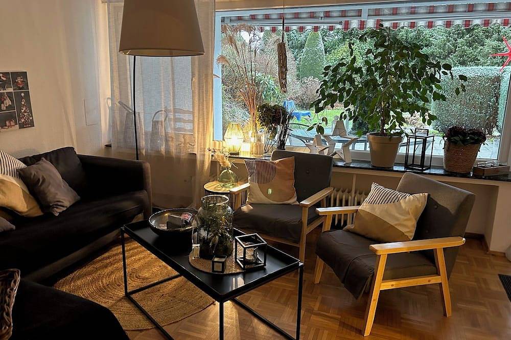Ganze Wohnung, Ferienwohnung Wermelskirchen Tente 100qm mit Garten in Wermelskirchen, Rheinisch-Bergischer Kreis