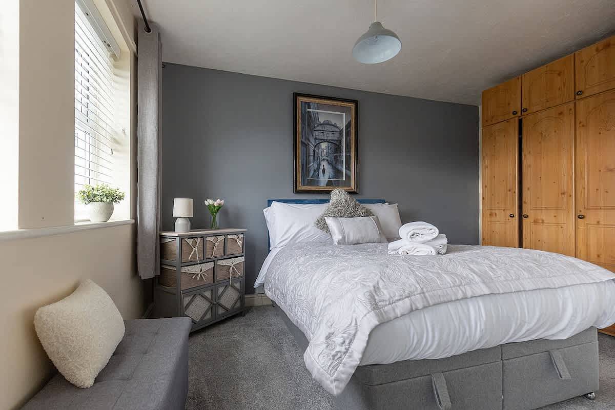 Cosy Deganwy Escape by the Sea & Conwy Mountain in Deganwy, Conwy region