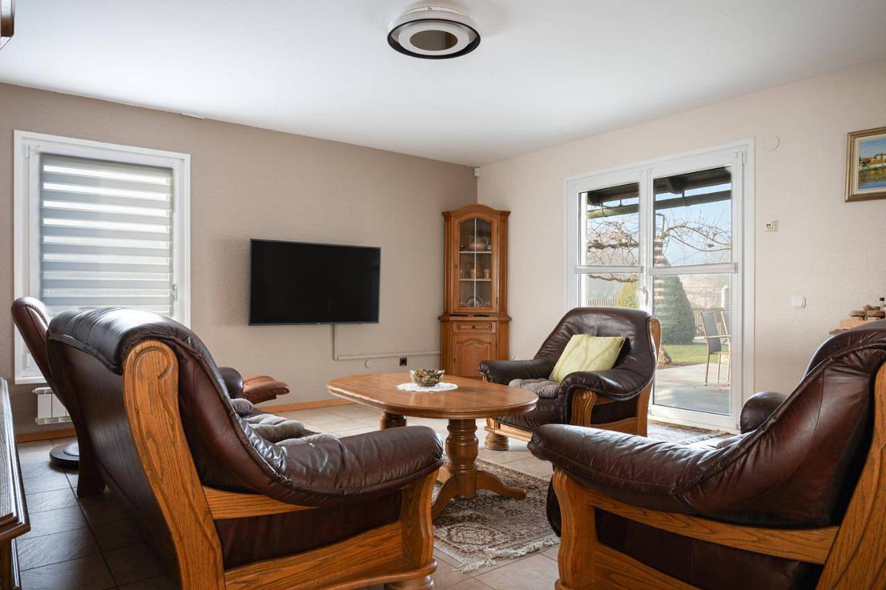 Jacuzzi, Bbq & Ev plug - 5Br Villa Villi with Garden in Karawanken und Bachergebirge, Maribor