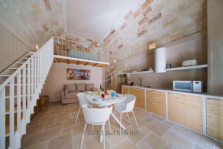 Trullo per 4 persone a Polignano a Mare