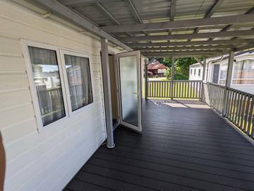 Wohnwagen für 4 Personen, mit Terrasse und Garten, mit Haustier in Elbe-Weser