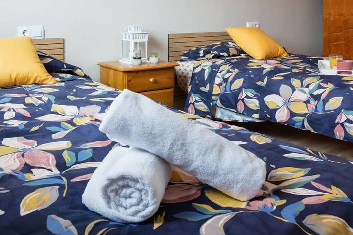 Appartement entier, Cozy Apartment Free Parking Terrace & Views in Sierra Nevada Ski Resort, Monachil