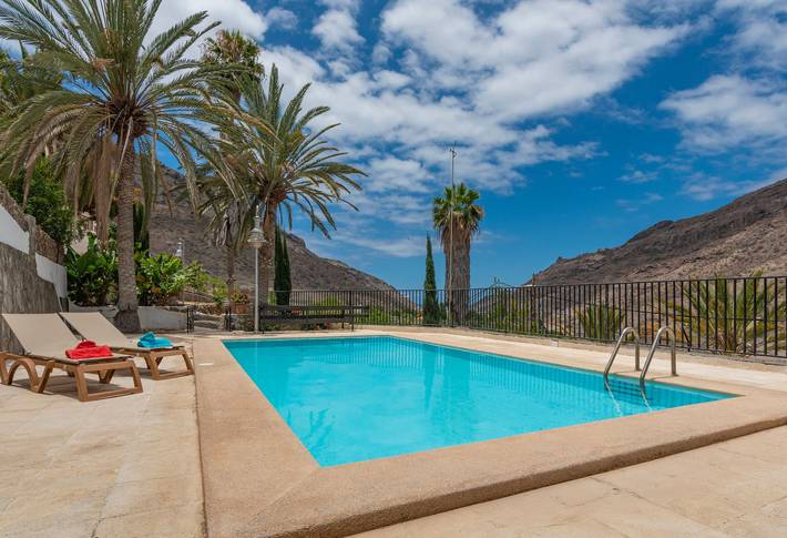 Casa rural para 6 personas, con balcón y jardín en Mogán