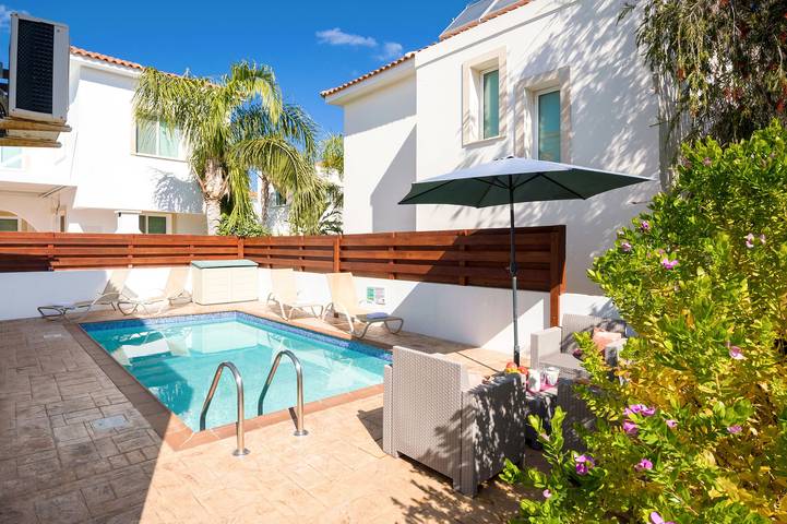 Villa für 5 Personen, mit Pool und Balkon sowie Garten auf Zypern - 2