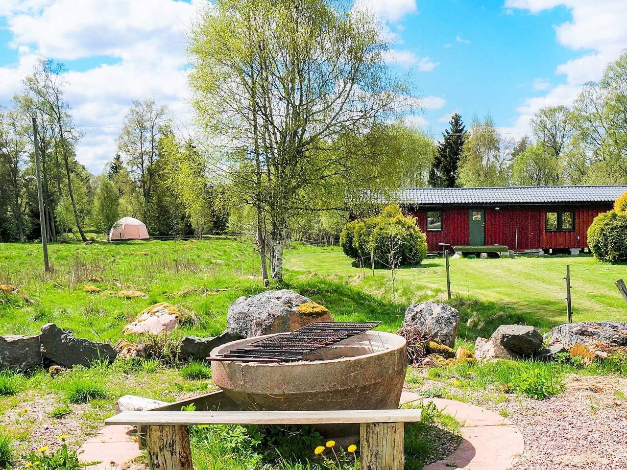 Hus för 4 Personer, med trädgård, med husdjur