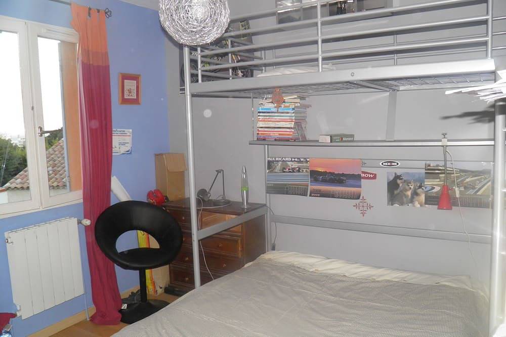 Bastide 8 pièces, 10 personnes, piscine, vue mer, La Ciotat in La Ciotat, Région de Marseille