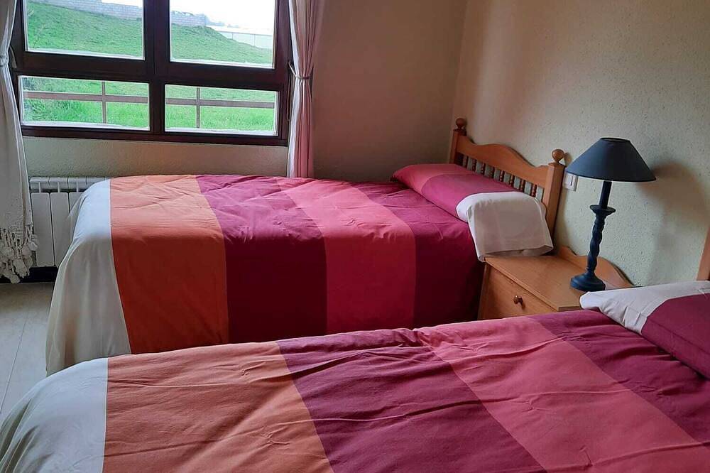 Ganze Wohnung, With Sea View Free Parking in Suances, Kantabrische Küste