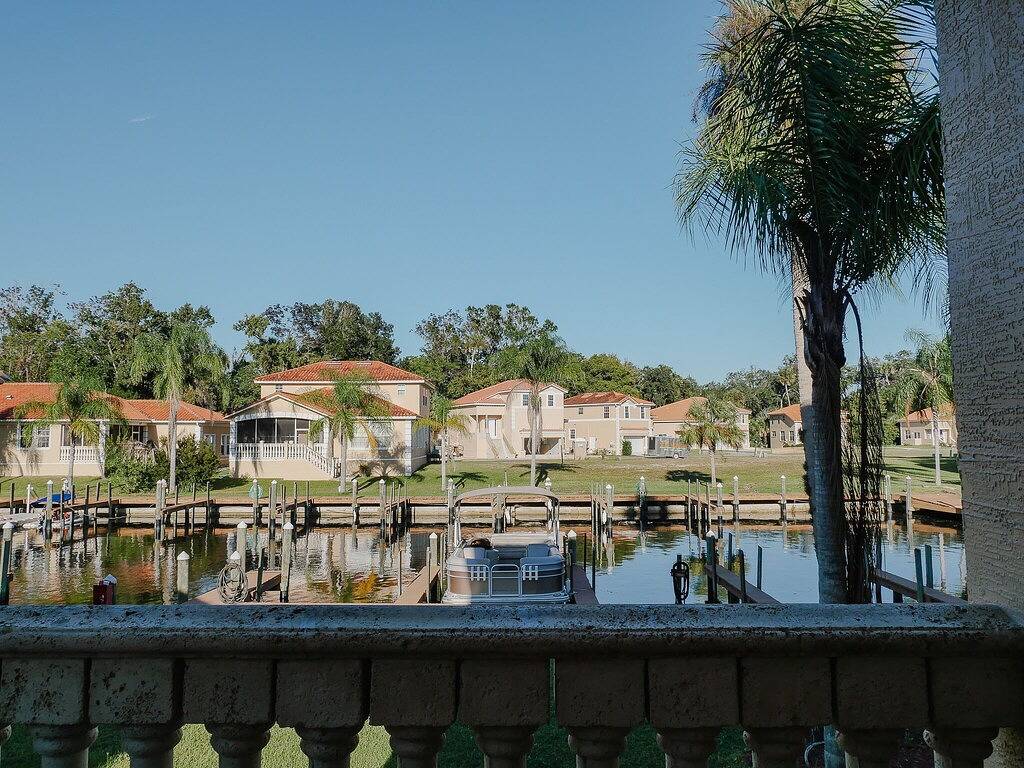 Homosassa River Waterfront, Dock, Kayaks, Golf Cart & Ev Charger! in Homosassa, Citrus County