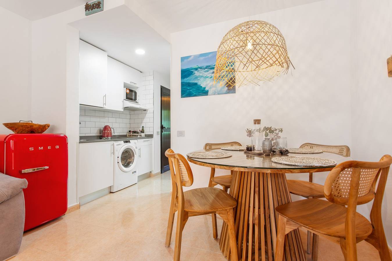 Apartamento entero, Vacaciones 'Blanca del Sol Oasis Duna' con piscina compartida, terraza privada y Wi-Fi in Corralejo, La Oliva