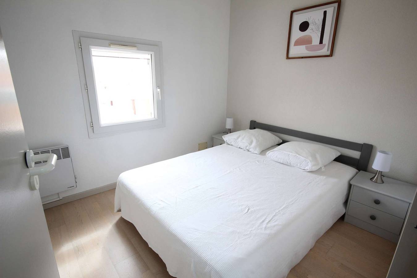Appartement de vacances entier, Villa plein sud , 5 couchages, Clim étage, residence securisee "Les Ondines" avec piscine commune, 500 m de la mer de Po in Portiragnes Plage, Portiragnes