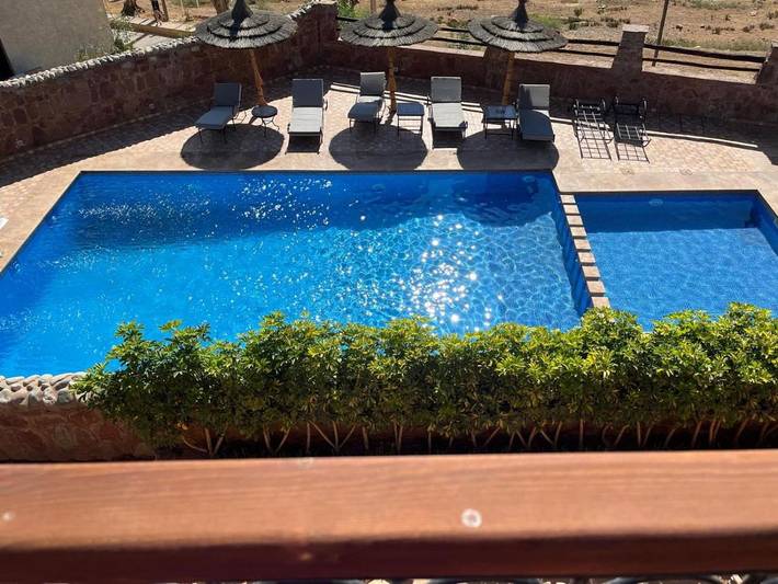 Chambre d’hôte pour 4 personnes, avec piscine et vue ainsi que bassin pour enfant et jardin à Ourika (roman)