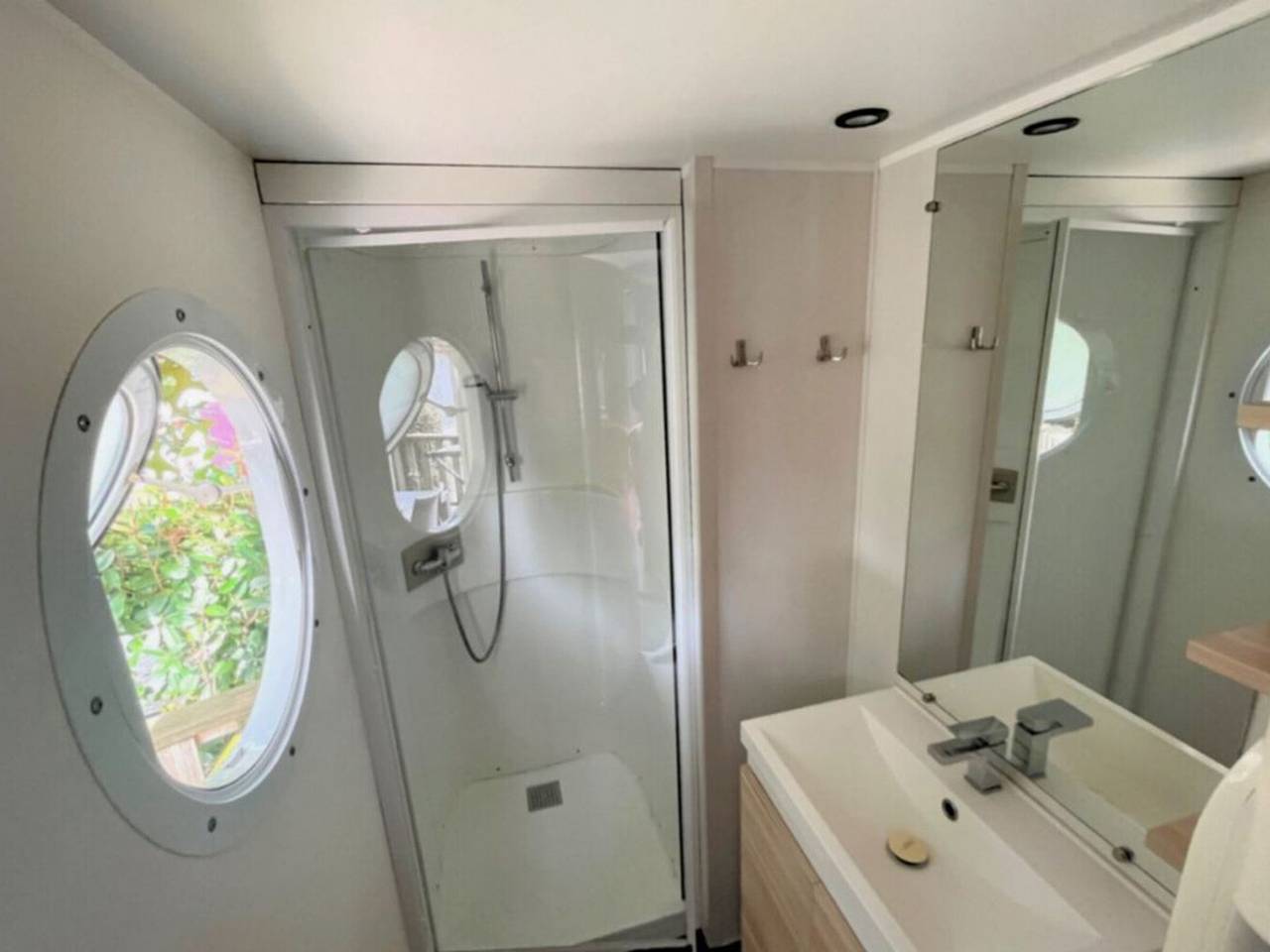 Mobil-home pour 7 pers à Espelette avec terrasse in Espelette, Région de Bayonne