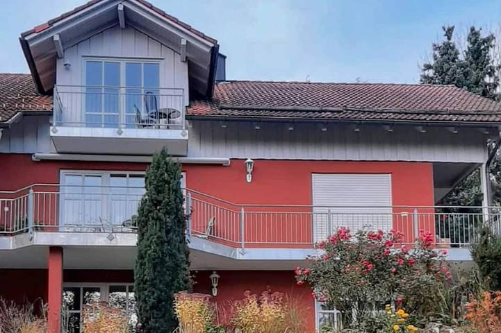 Ferienwohnung für 4 Personen, mit Garten und Sauna sowie Balkon - 1