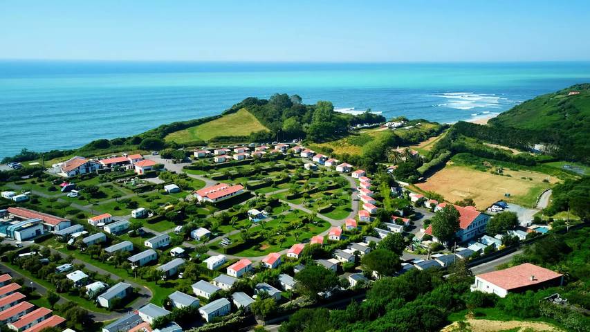 Mobil home pour 6 personnes, avec piscine, animaux acceptés à Saint-Jean-de-Luz - 2
