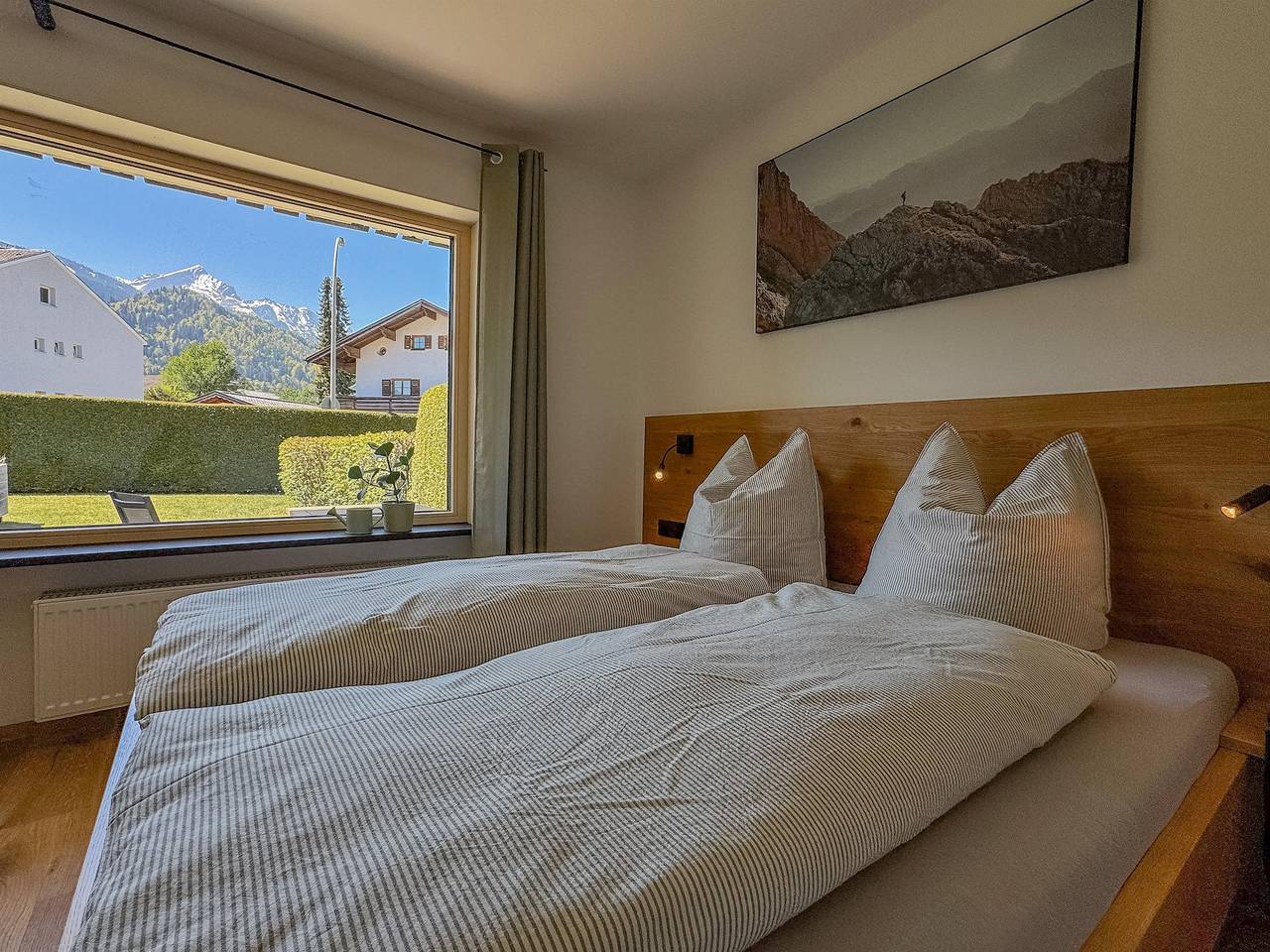 Ganze Ferienwohnung, Ferienwohnung Heimatblick, Bergblick und Garten in Garmisch-Partenkirchen, Bayerische Alpen