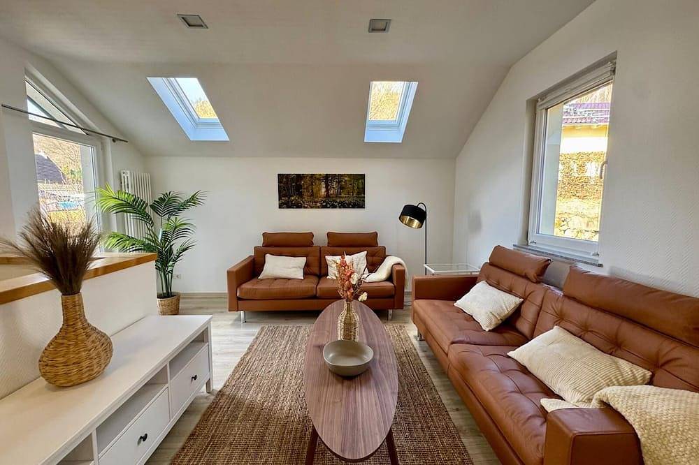 Ganze Wohnung, Natur vor der Tür. Modernes Wohnen im Grünen. in Zella-Mehlis, Rennsteig