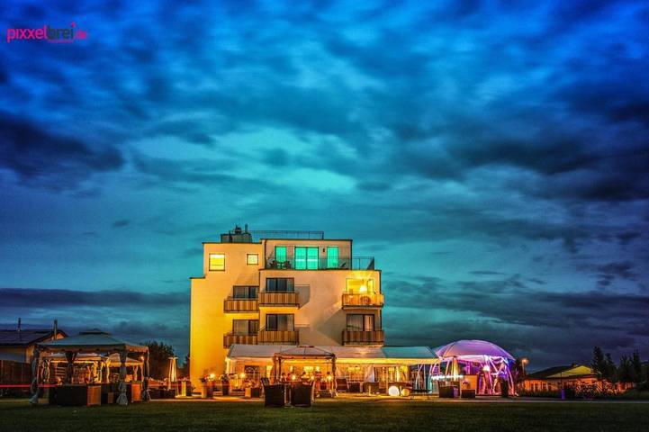 Hotel für 4 Personen, mit Terrasse und Ausblick in Hanse Sail - 3