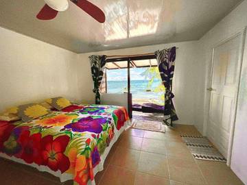 Gîte pour 3 personnes, avec terrasse dans Tikehau