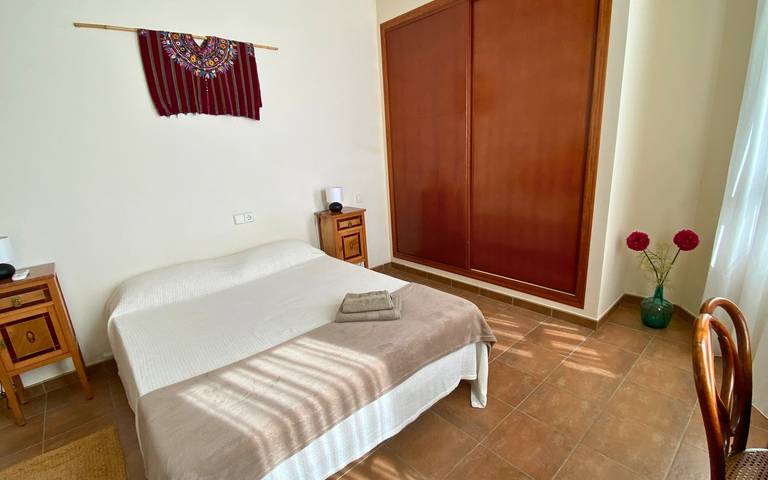 Granja para 2 personas, con jardín además de terraza y vistas, Se admiten mascotas en Provincia de Valencia - 3